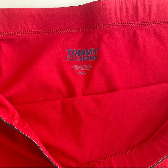 Tommy Jeans off the shoulder top - Picture 2 of 6